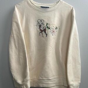 Vintage 90s cream colored coastal grandma reindeer, embroidered sweatshirt, crew